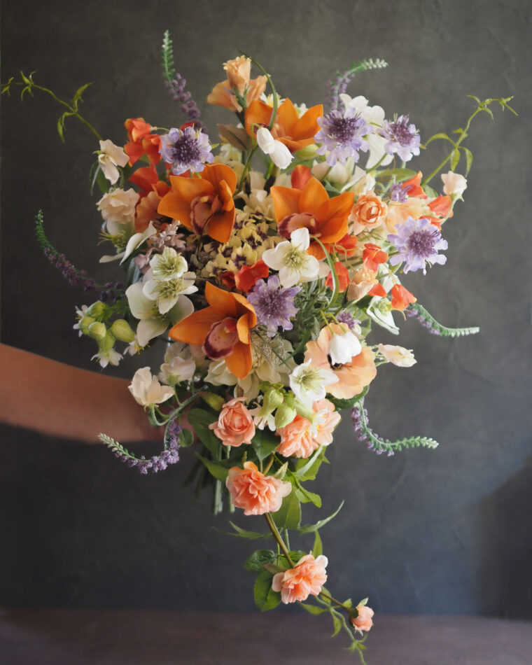 キャスケードブーケ